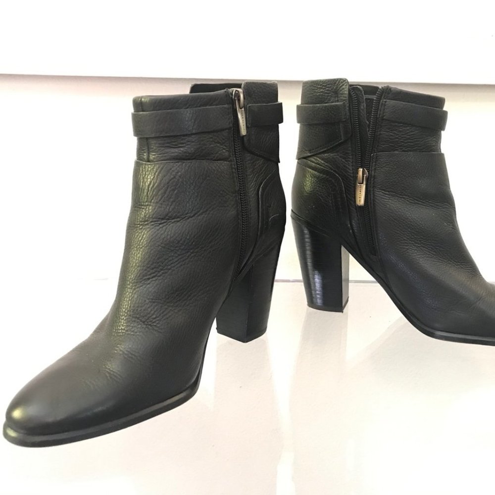 Vince Camuto Black Leather Bootie Heel